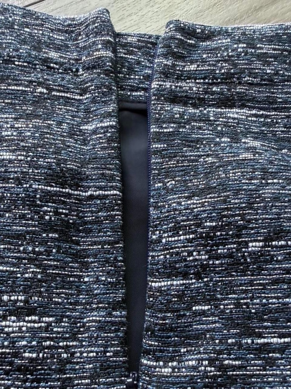 Tommy Hilfiger Tweed Pencil Skirt Size 4 Blue Black Preppy Academia - Picture 5 of 5